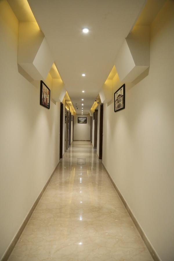 Hotel Magic Tree Karol Bagh Metro Station New Delhi Eksteriør billede