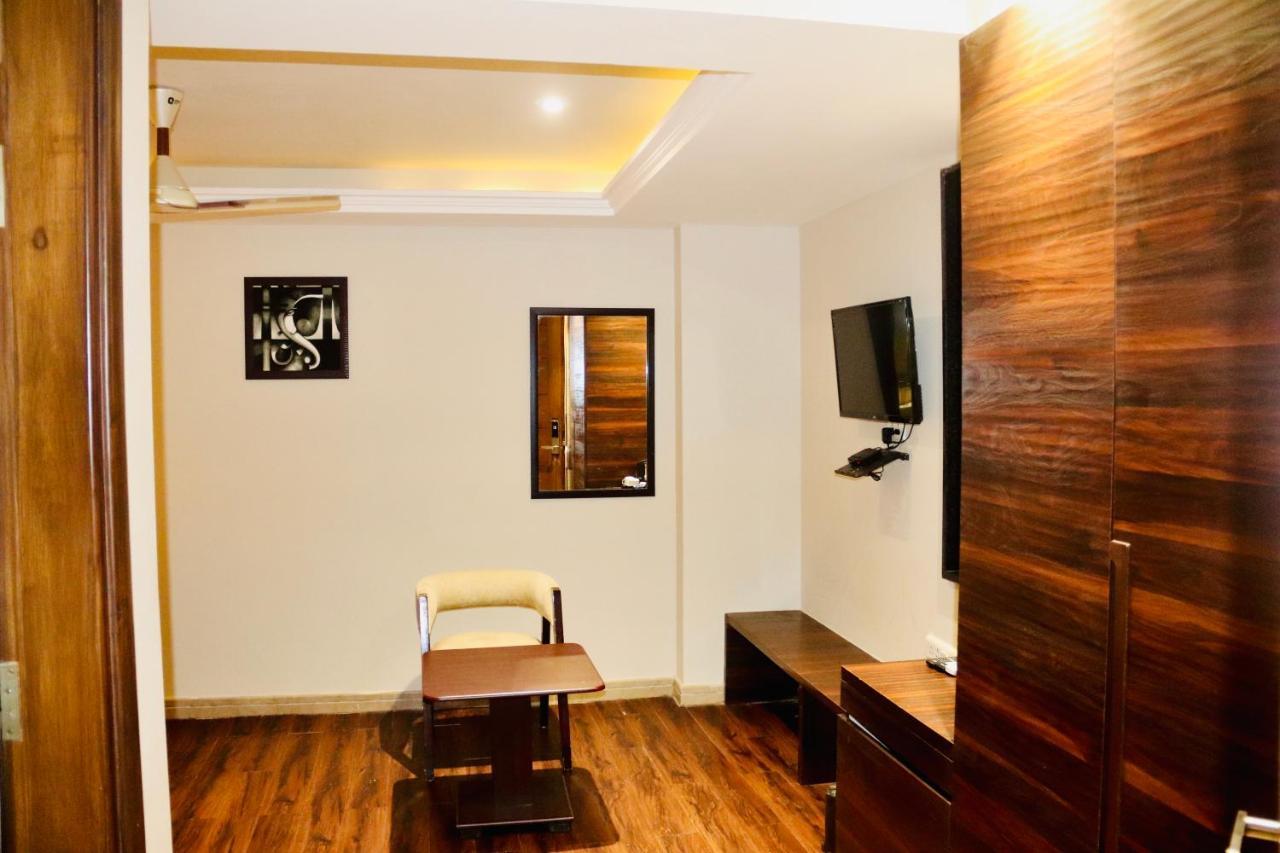 Hotel Magic Tree Karol Bagh Metro Station New Delhi Eksteriør billede